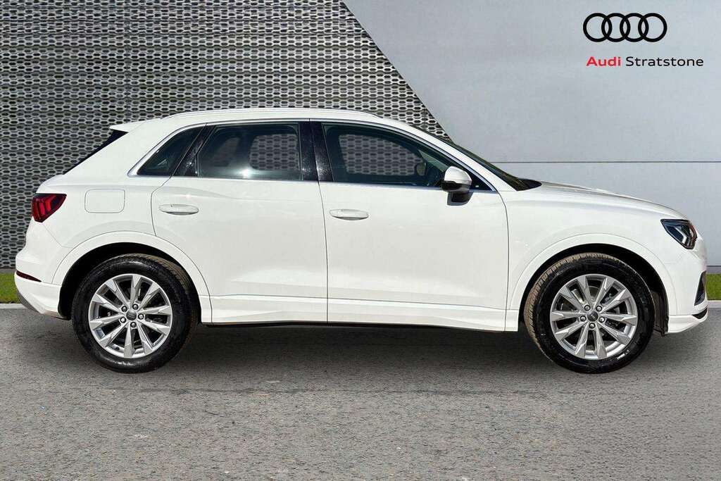 Audi Q3 35 Tfsi Sport 2019 White #4