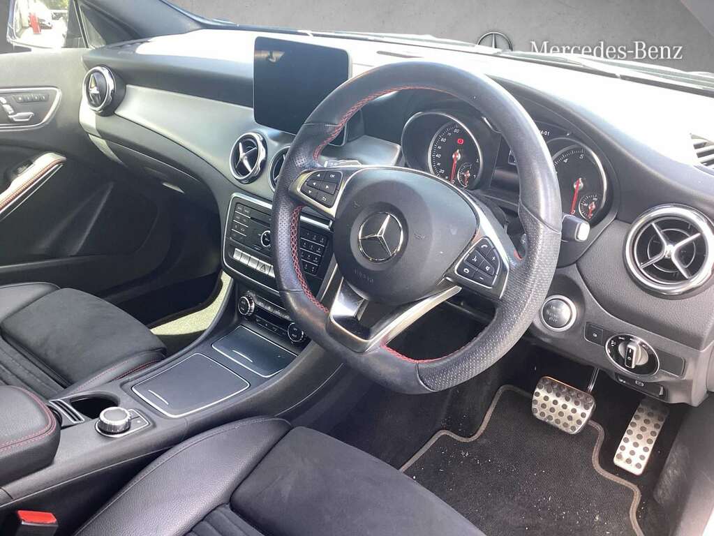 Mercedes-Benz GLA Class 1.3 Gla200 Sport Suv 7G-dct Euro 6 Ss Grey #5