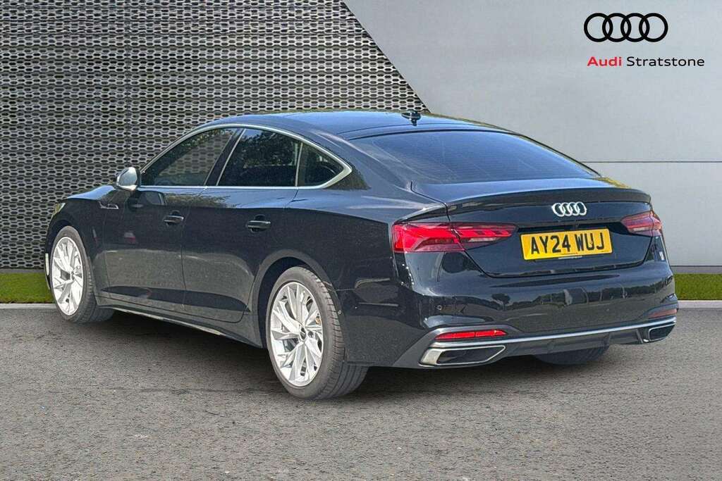 Audi A5 35 Tfsi Sport S Tronic 2024 Black #2