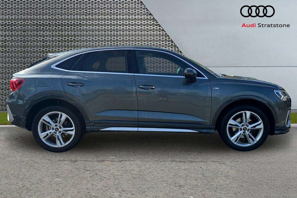Audi Q3 35 Tfsi S Line S Tronic 2023 Grey #4