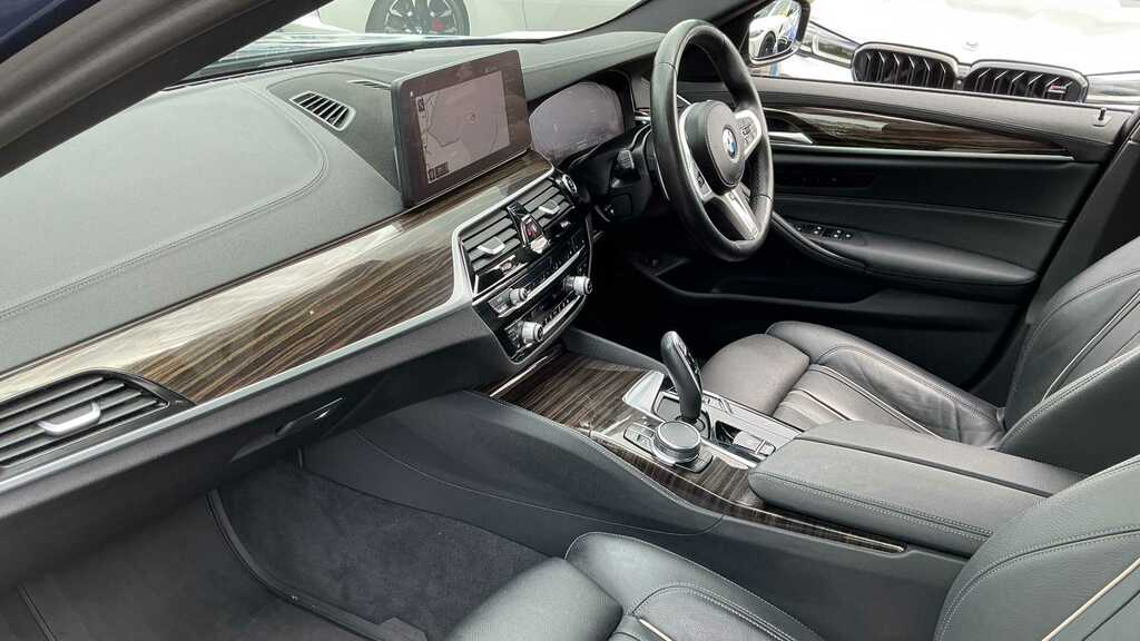 BMW 5 Series 530D Xdrive M Sport Saloon 3.0 #7