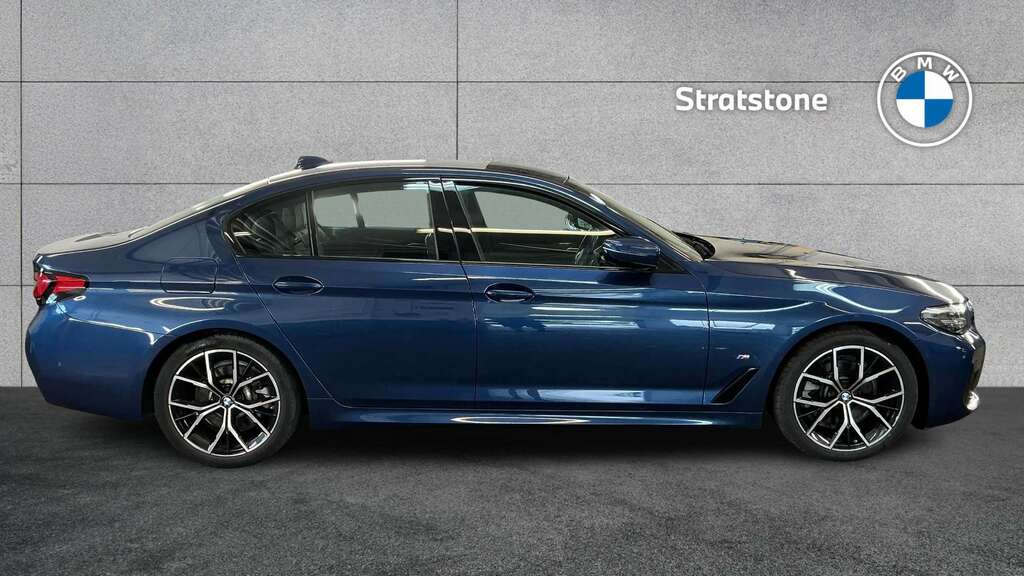 BMW 5 Series 520D Xdrive Mht M Sport Step 2023 Blue #3