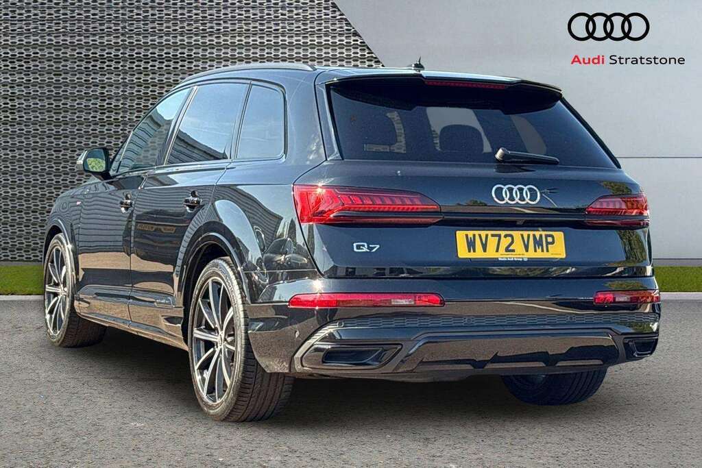 Audi Q7 55 Tfsi Quattro Black Edition Tiptronic 2022 Black #3