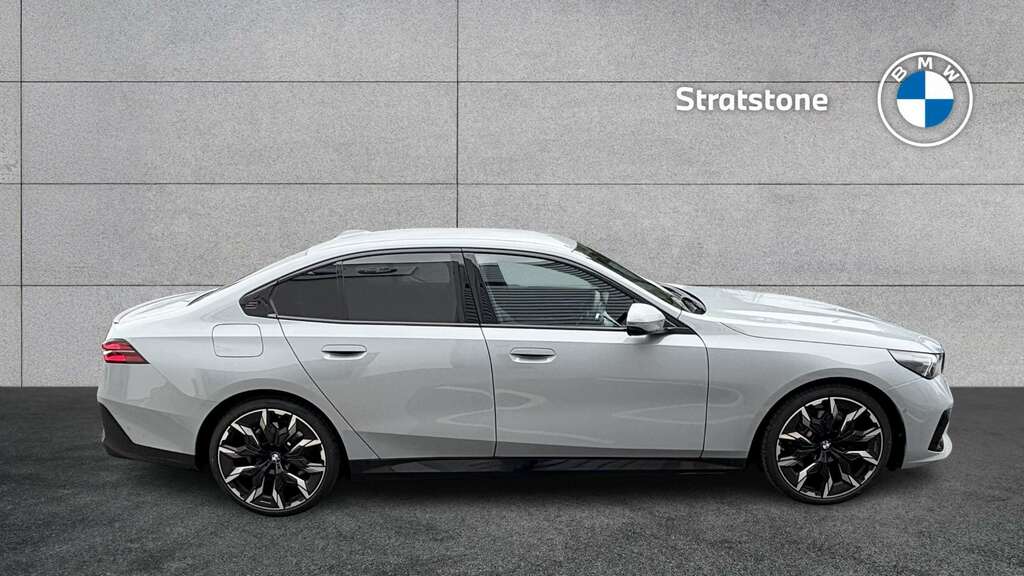 BMW 5 Series 520I M Sport Pro 2026 Grey #3