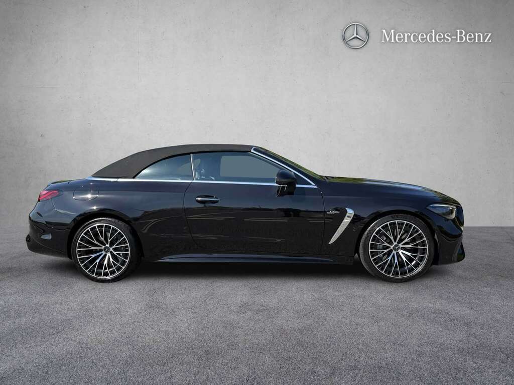Mercedes-Benz CLE Class 53 4Matic Amg Premium 9G-tronic 2025 Black #4