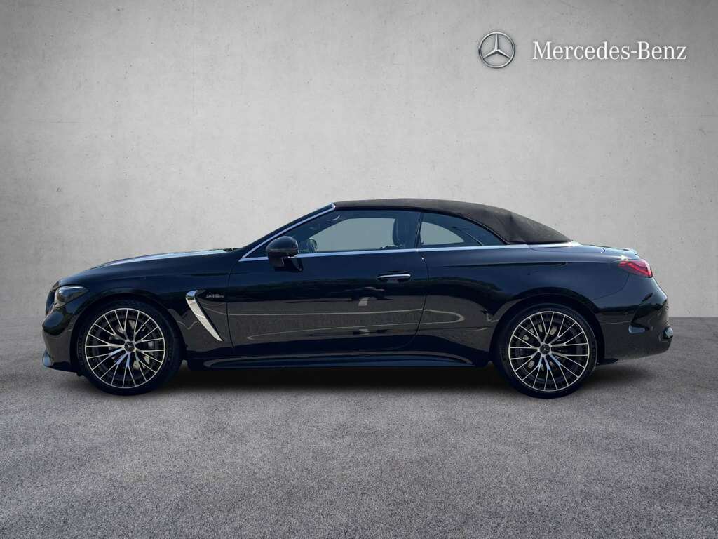 Mercedes-Benz CLE Class 53 4Matic Amg Premium 9G-tronic 2025 Black #3