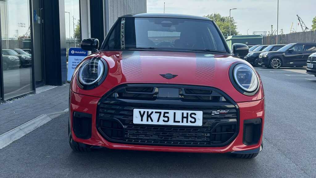 Mini Hatch 1.5 C Sport Level 2 2026 YK75LHS Red #3