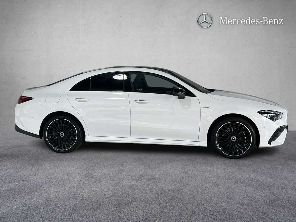 Mercedes-Benz CLA Class 250E Amg Line Premium Plus Tip 2025 White #4