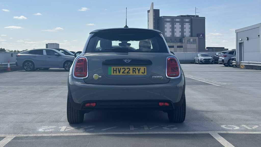 Mini Hatch 135Kw Cooper S Level 2 33Kwh 2022 HV22RYJ Grey #5
