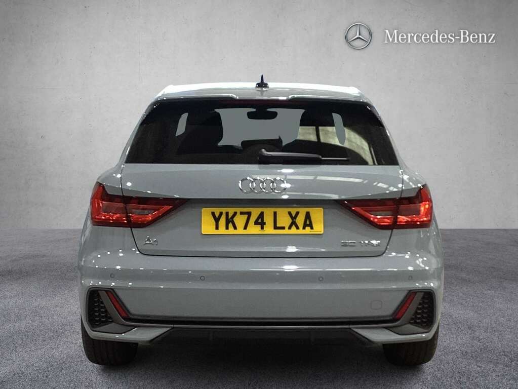 Audi A1 30 Tfsi S Line S Tronic 2024 Grey #5