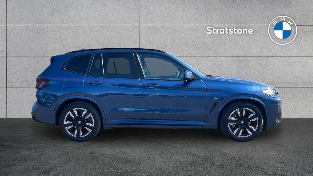 BMW iX3 210Kw M Sport 80Kwh 2022 Blue #3