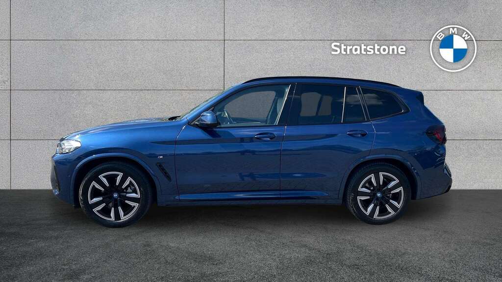 BMW iX3 210Kw M Sport 80Kwh 2022 Blue #4