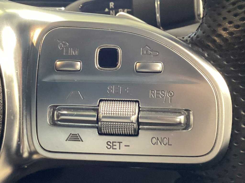 Mercedes-Benz EQC 400 300Kw Amg Line Premium 80Kwh White #17