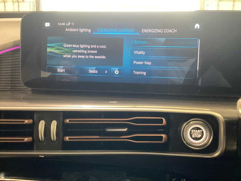 Mercedes-Benz EQC 400 300Kw Amg Line Premium 80Kwh White #31