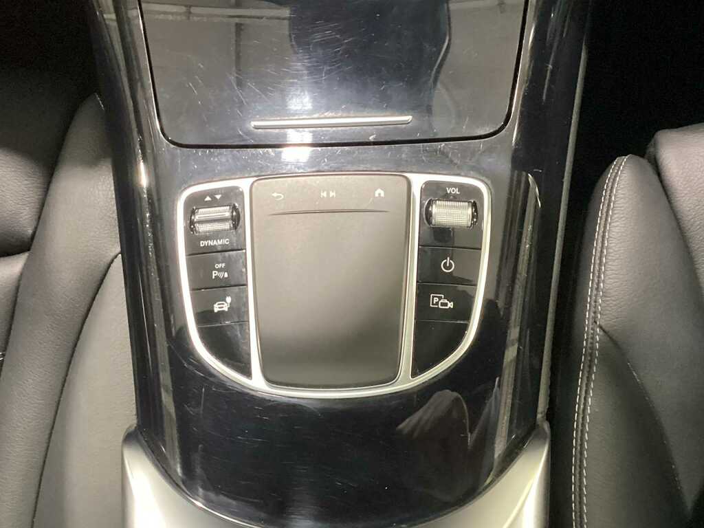 Mercedes-Benz EQC 400 300Kw Amg Line Premium 80Kwh White #40