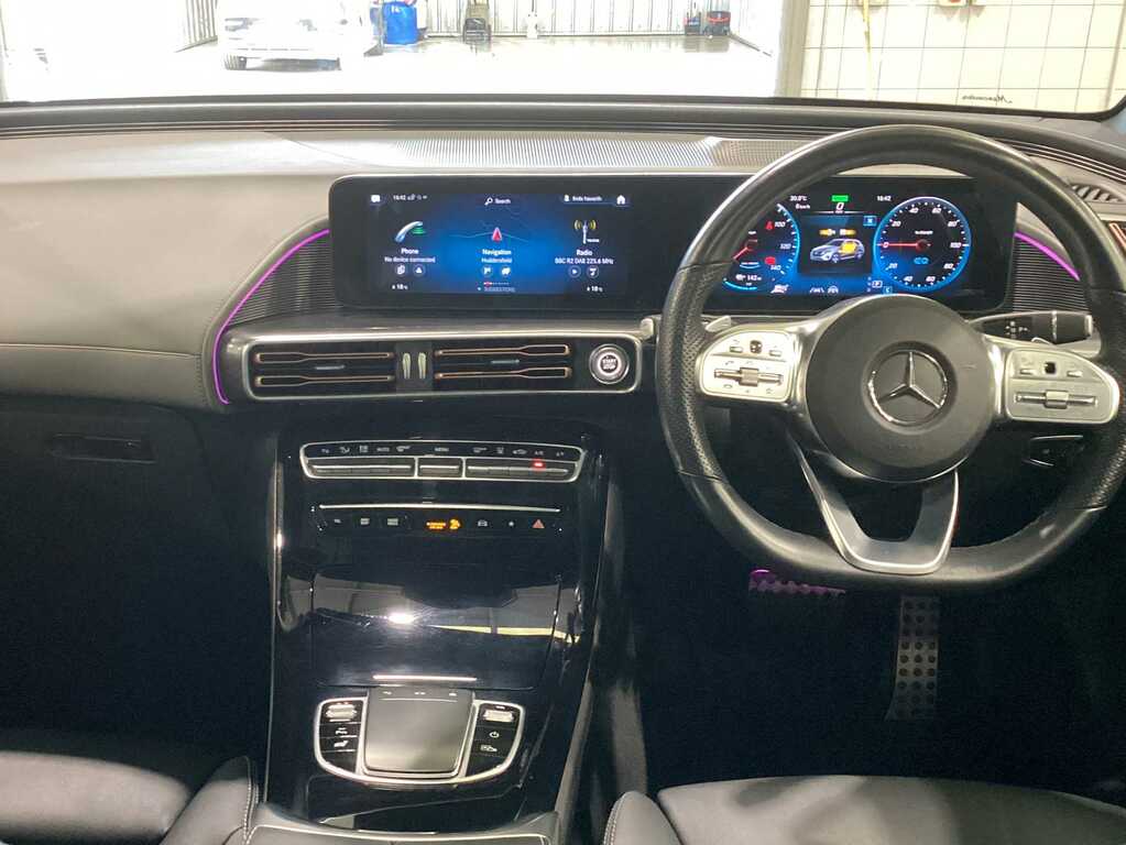 Mercedes-Benz EQC 400 300Kw Amg Line Premium 80Kwh White #19