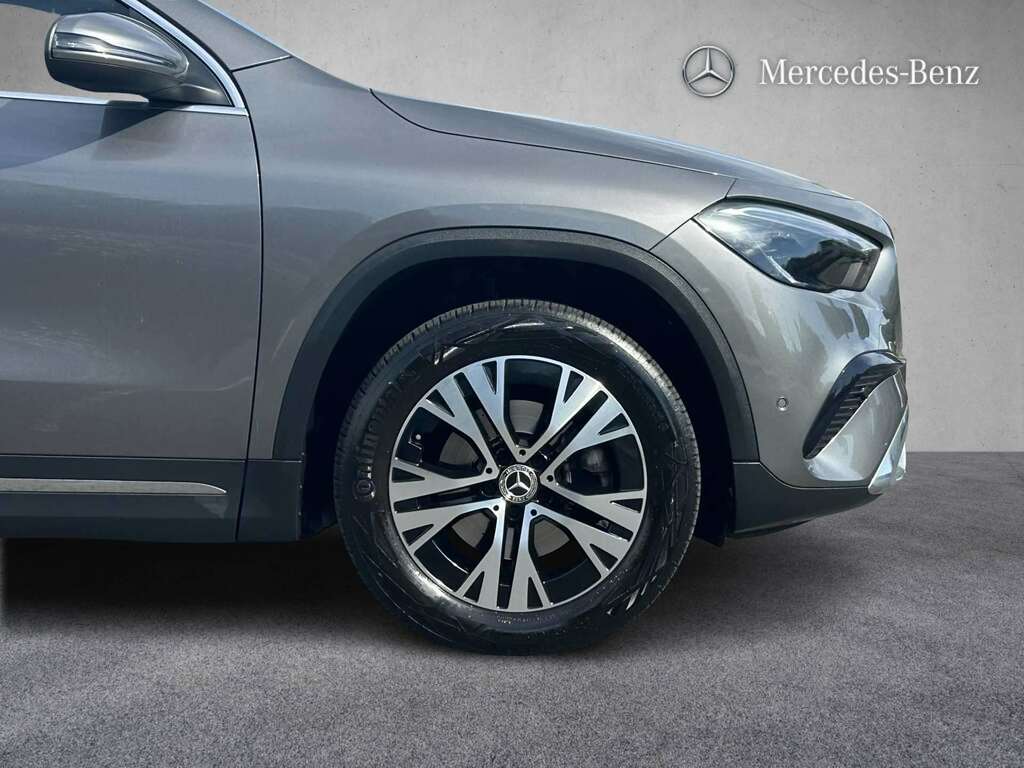 Mercedes-Benz GLA Class 200 Sport Executive 2024 Grey #3