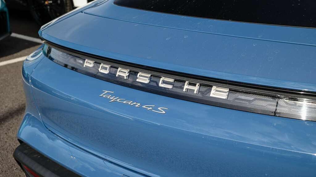 Porsche Taycan 500Kw Turbo 93Kwh 22Kw 5 Seat Blue #29