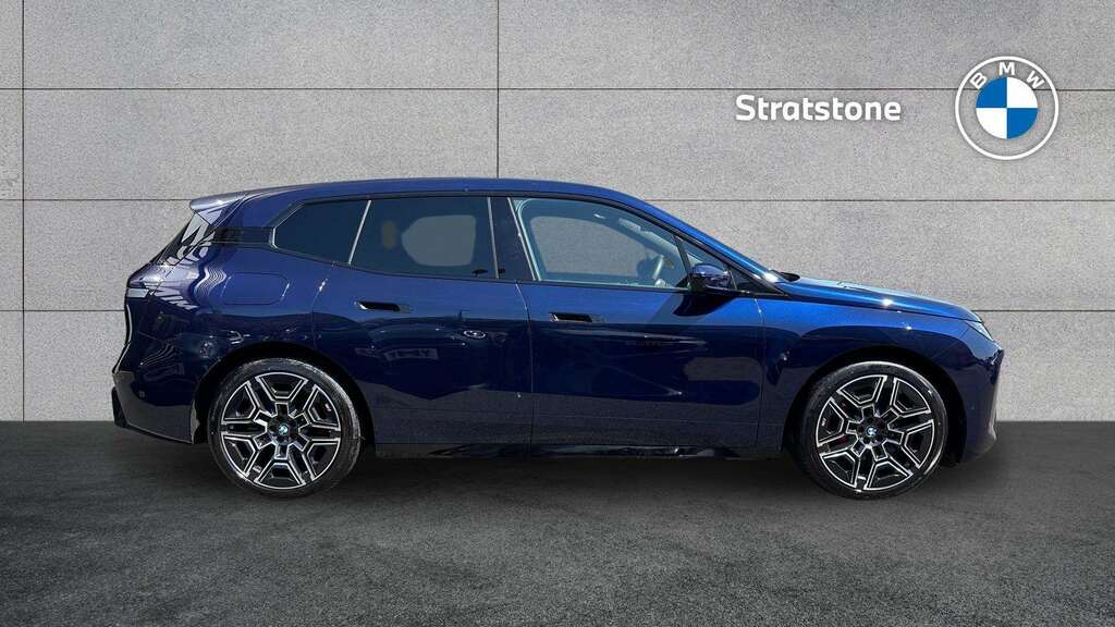 BMW iX 300Kw Xdrive45 M Sport 101Kwh 2025 Blue #3