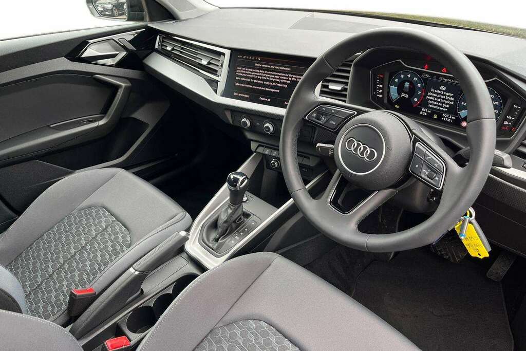 Audi A1 25 Tfsi Sport S Tronic 2026 BV26EWH Black #6