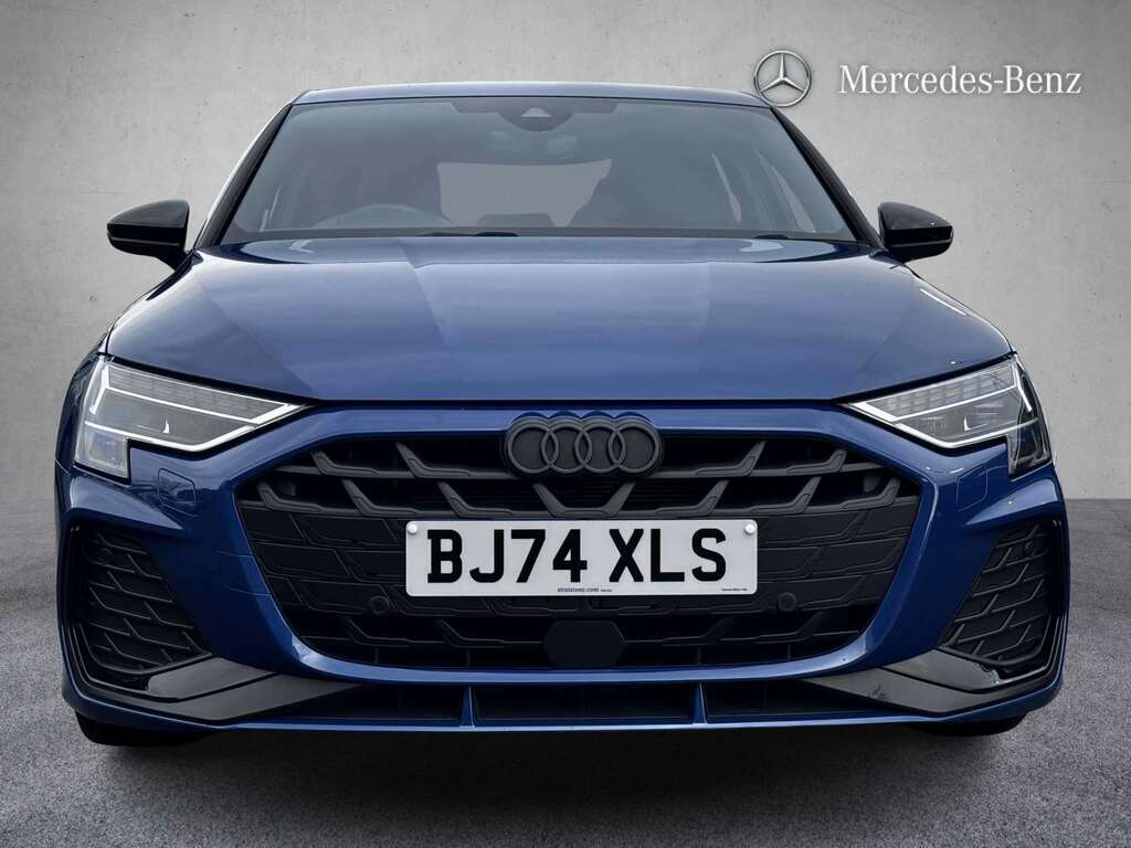 Audi A3 35 Tfsi Black Edition S Tronic 2024 BJ74XLS Blue #2