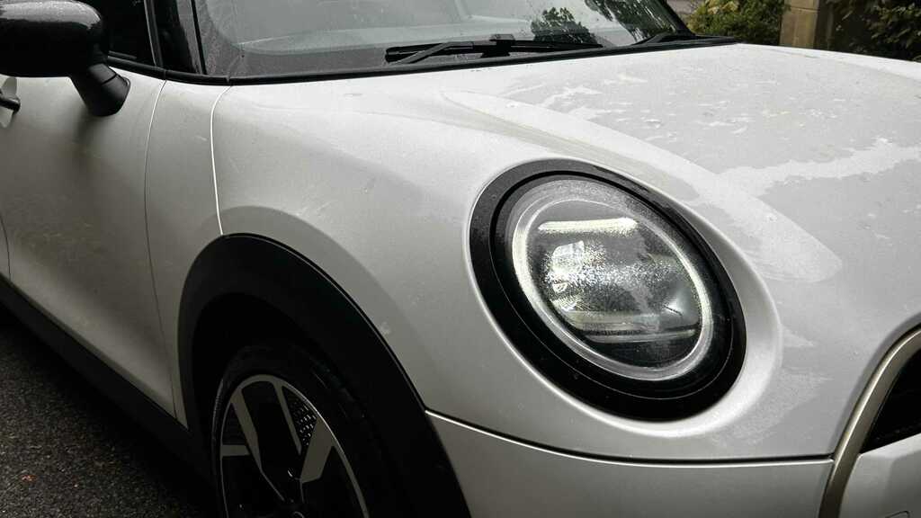 Mini Hatch 2.0 S Exclusive 2025 YH75NTV White #5
