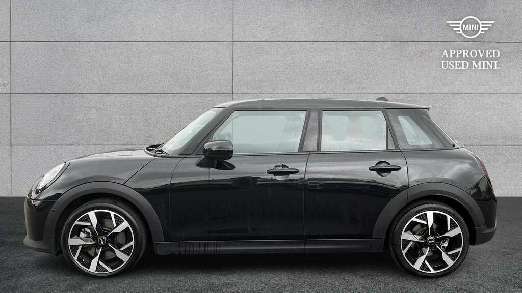 Mini Hatch 2.0 S Exclusive 2025 YH75VXS Black #3