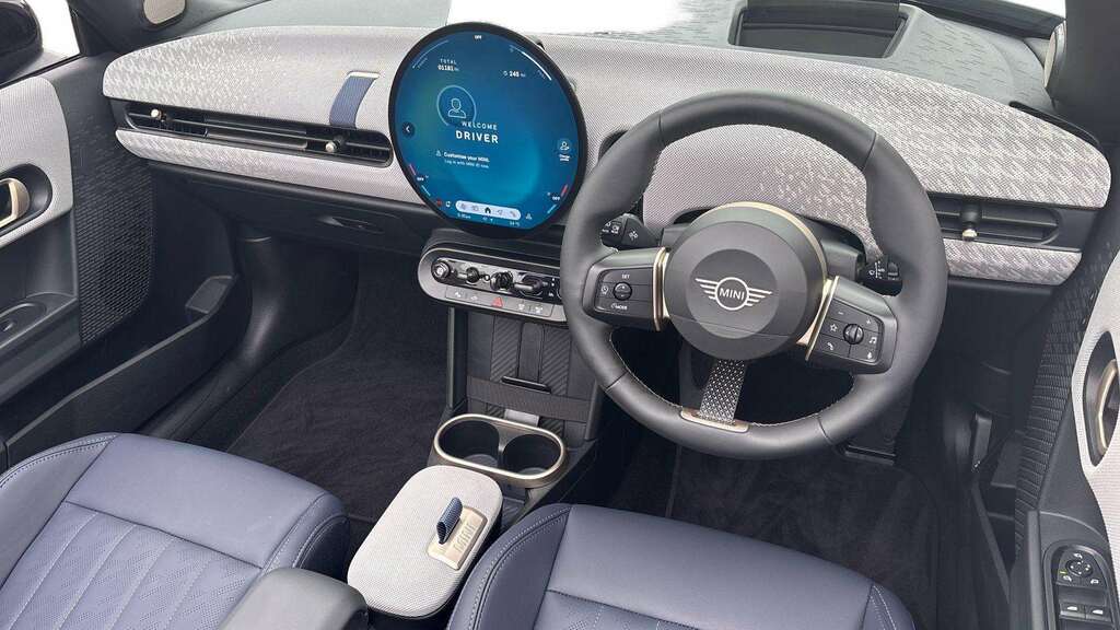 Mini Hatch 2.0 S Exclusive 2025 YF75WFG #5