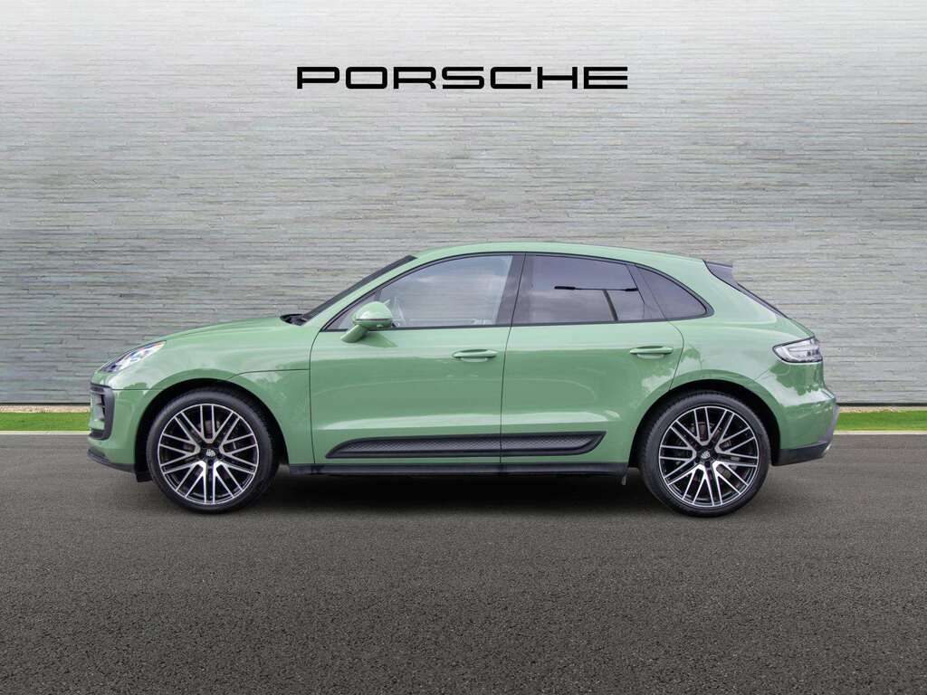 Porsche Macan S Pdk 2023 VN23BCY Green #5
