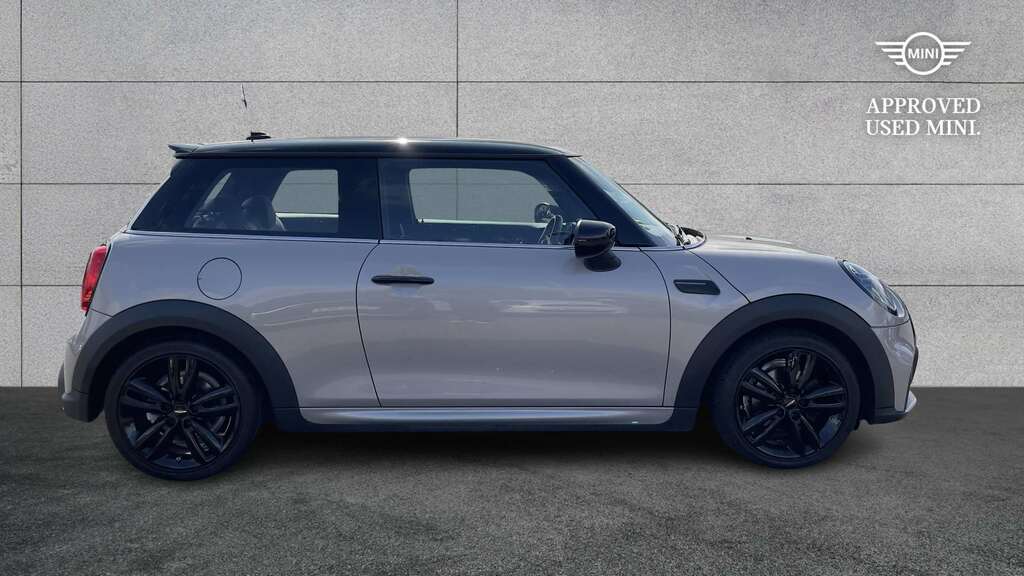 Mini Hatch 1.5 Cooper Sport 2021 MM71KXJ Grey #2