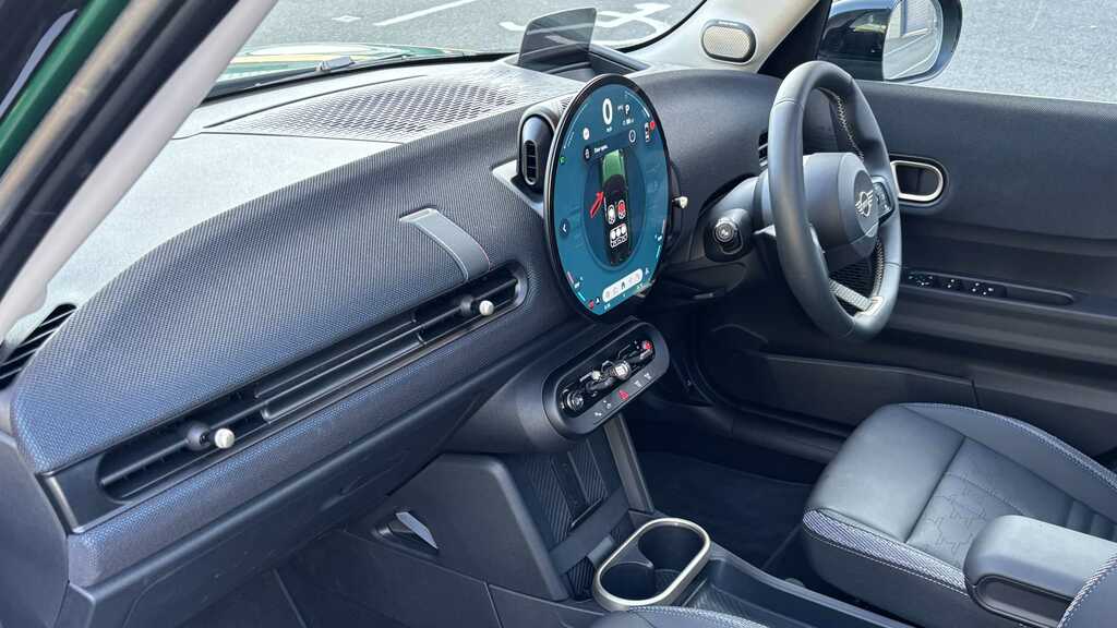 Mini Hatch 1.5 C Classic 2026 YK75JVS Green #5