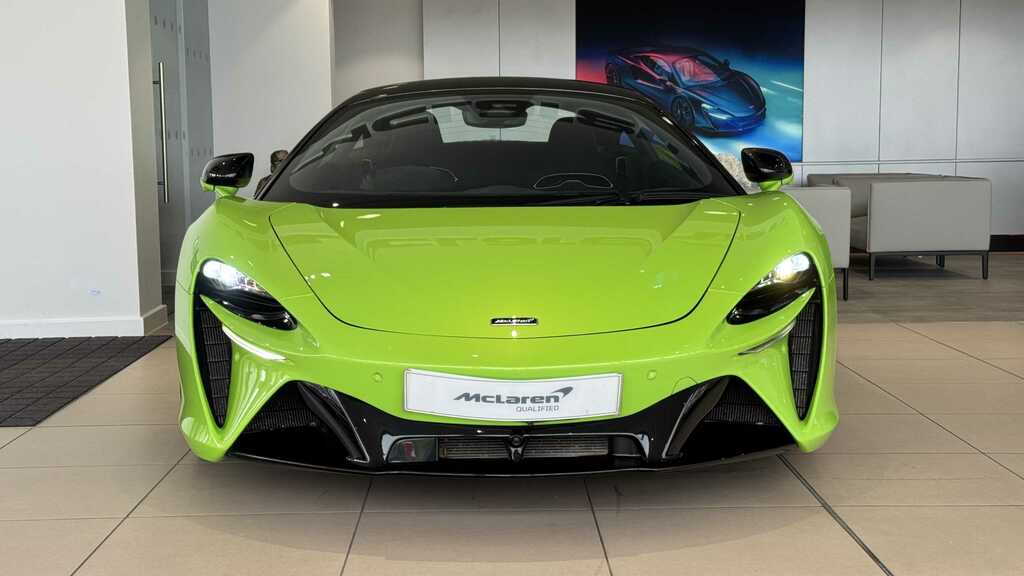 McLaren Artura V6 Phev Dct 2024 RV74JZW Green #3