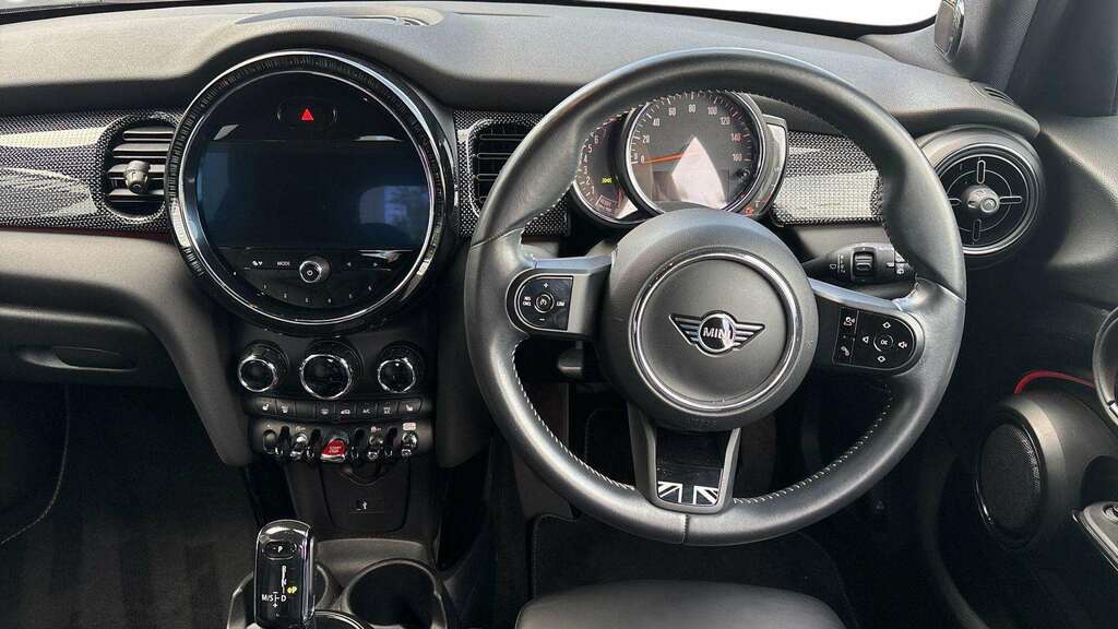Mini Hatch 1.5 Cooper Exclusive 2021 YE21VNU Black #6