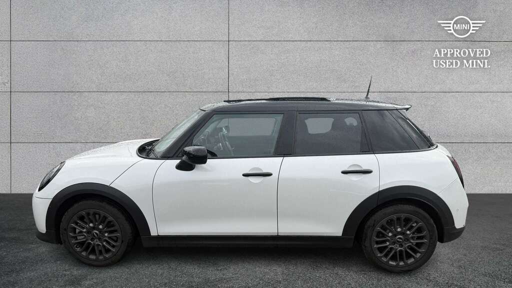Mini Hatch 2.0 S Classic Level 2 2026 YK75LJD White #3