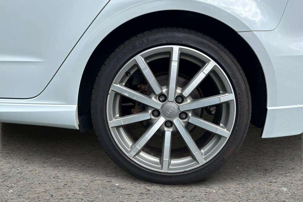 Audi A3 35 Tfsi Black Edition S Tronic Tech Pack 201 GL19ODG White #5