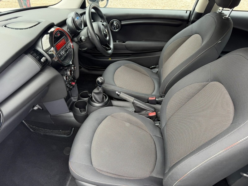 Mini Hatch Hatchback BN64MYH White #6
