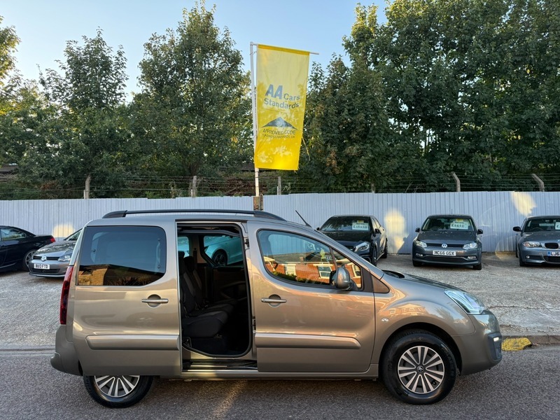 Peugeot Partner Tepee Blue Hdi Tepee Allure Brown #4