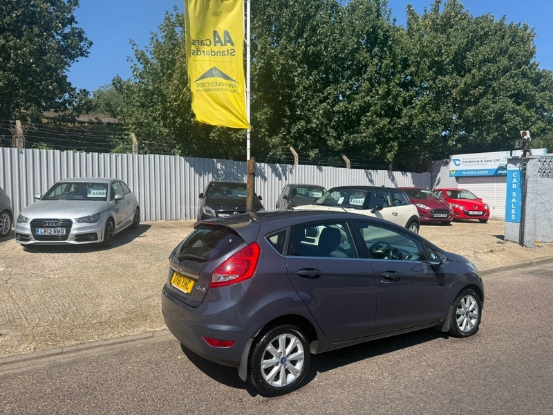 Ford Fiesta Zetec Grey #2