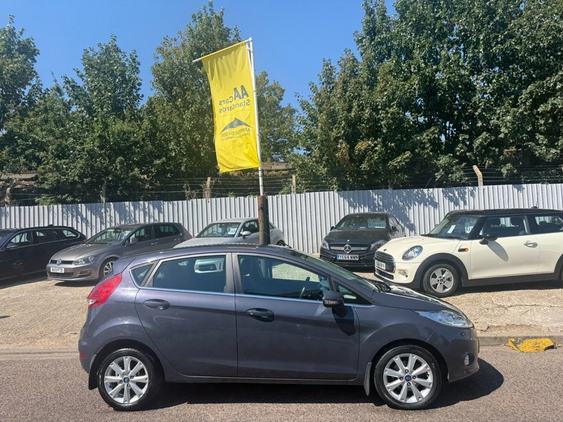 Ford Fiesta Zetec Grey