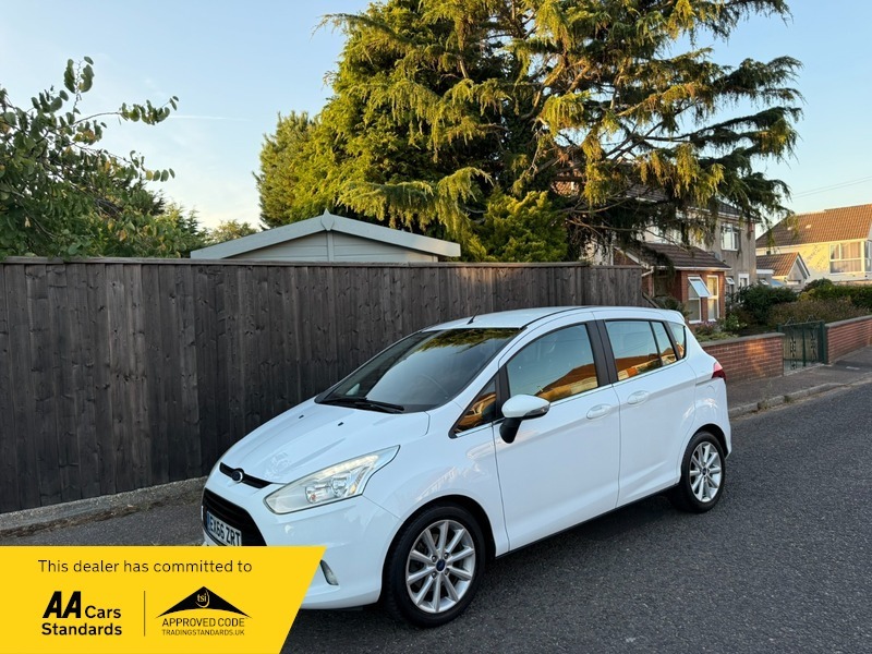 Ford B-Max Titanium White