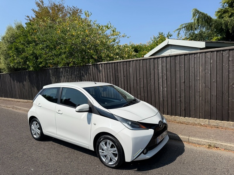 Toyota Aygo Vvt-i X-pression White #4