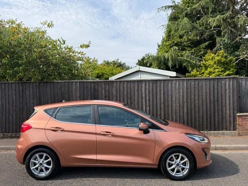 Ford Fiesta B And O Play Brown #2