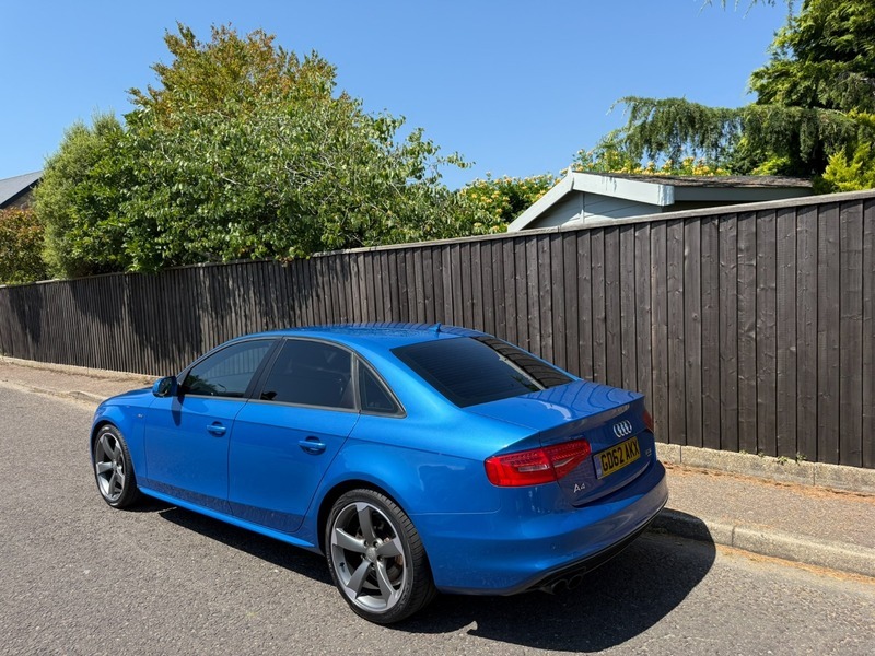 Audi A4 Se Technik White #6
