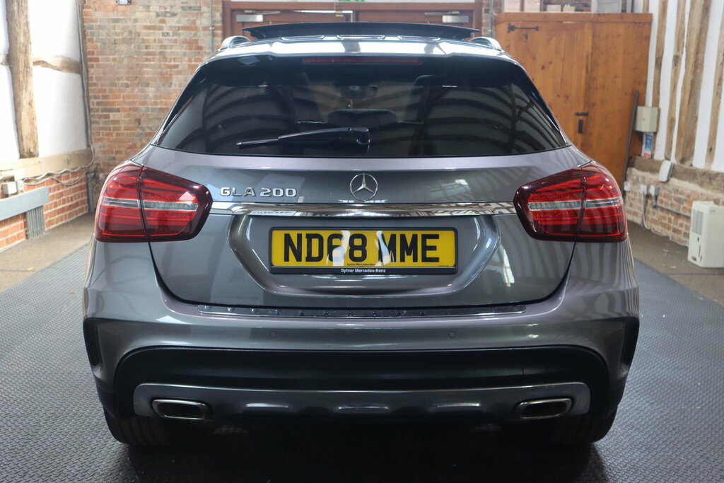 Mercedes-Benz GLA Class 1.6 Gla200 Amg Line Premium Plus 7G-dct Euro 6 Grey #5