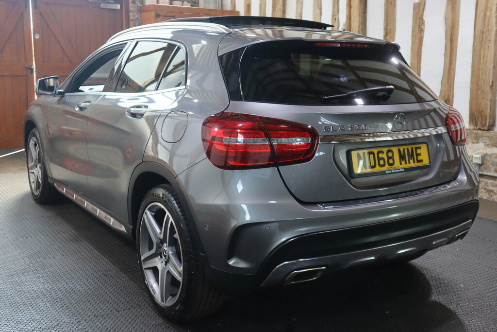 Mercedes-Benz GLA Class 1.6 Gla200 Amg Line Premium Plus 7G-dct Euro 6 Grey #4