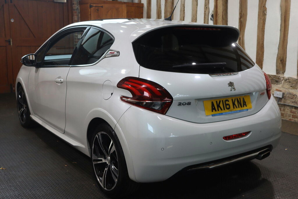 Peugeot 208 1.6 Thp Gti Prestige Euro 6 S S White #4