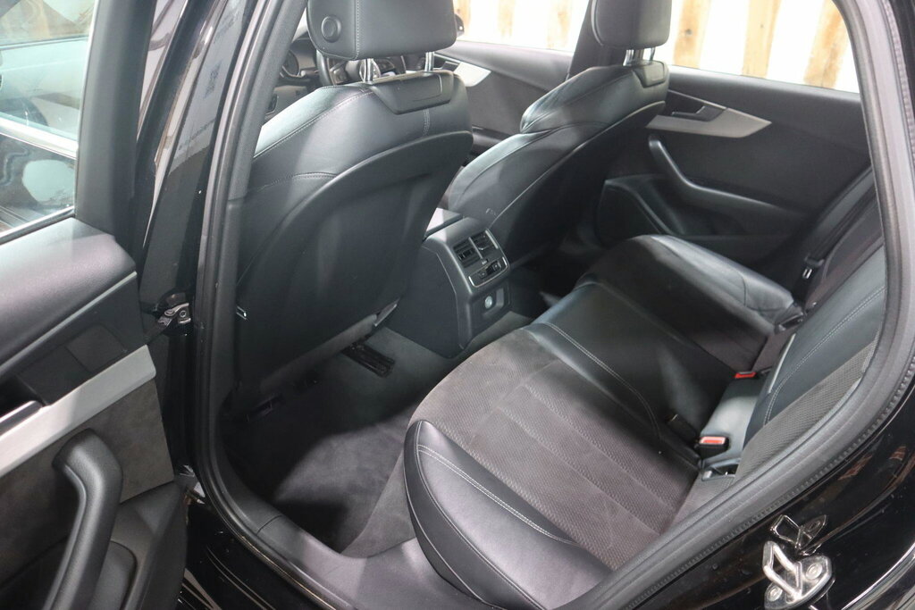 Audi A4 1.4 Tfsi Black Edition Saloon S Tronic Grey #40