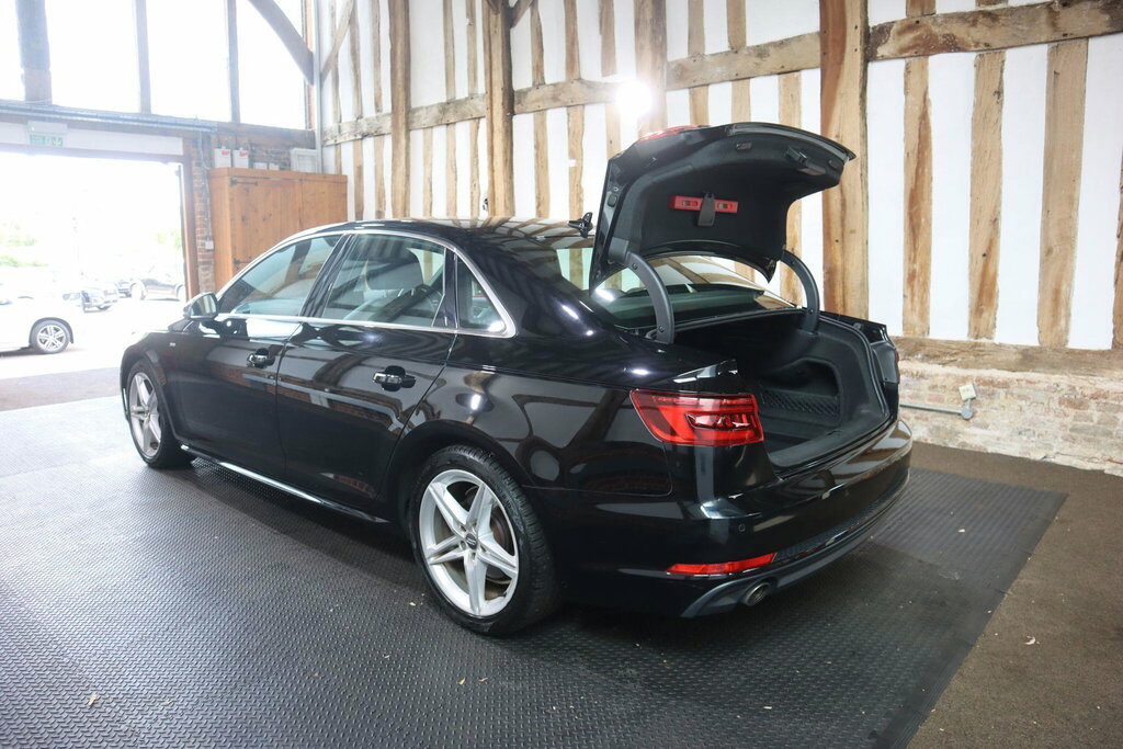 Audi A4 1.4 Tfsi Black Edition Saloon S Tronic Grey #51