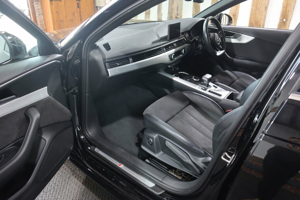 Audi A4 1.4 Tfsi Black Edition Saloon S Tronic Grey #33