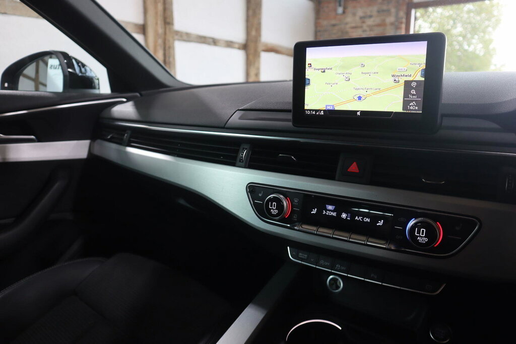 Audi A4 1.4 Tfsi Black Edition Saloon S Tronic Grey #19